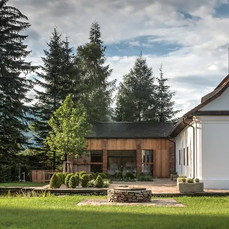 Hotel Boutique Mezi Plutky 4*
