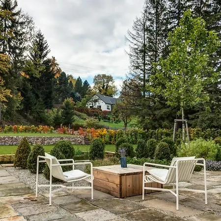 Hotel Boutique Mezi Plutky Celadna